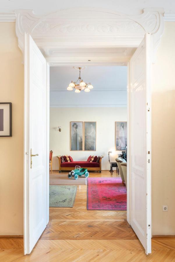 Ferienwohnung Stunning Spacious Art Nouveau Apart , Grand Piano Budapest Exterior foto
